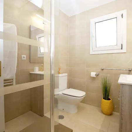Vila West Family Mostaza Estepona