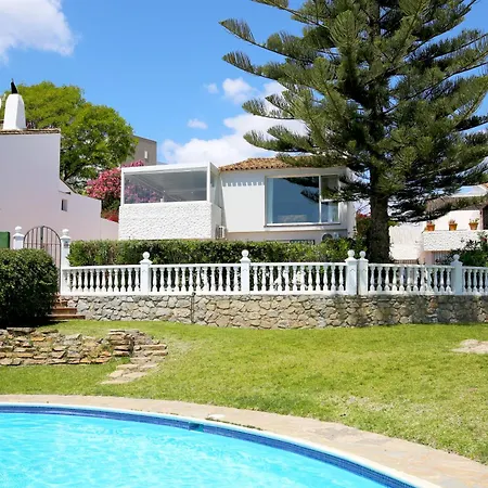 ヴィラ West Family Mostaza