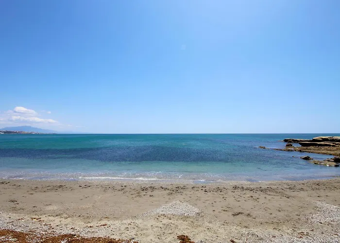 West Family Mostaza 别墅 *